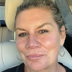 Meet your Posher, Dru